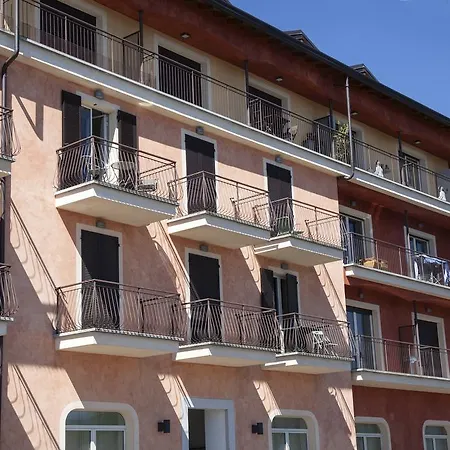 Artelago Vistalago Apartment *